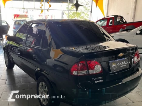 CLASSIC - 1.0 MPFI LS 8V 4P MANUAL