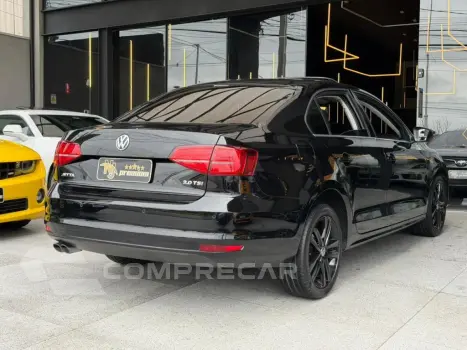 JETTA 2.0 TSI HIGHLINE 211CV GASOLINA 4P TIPTRONIC