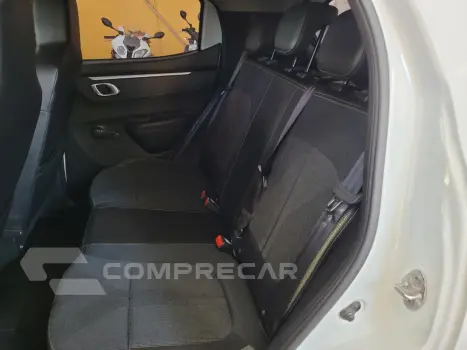 Kwid KWID OUTSIDER 1.0 Flex 12V 5p Mec.
