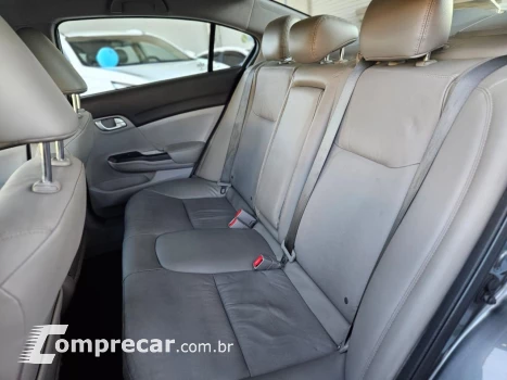 Honda Civic Sedan LXR 2.0 Flexone 16V Aut. 4p 4 portas