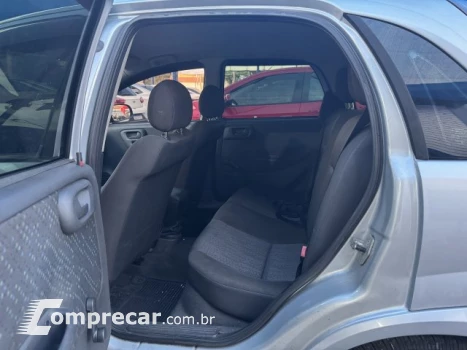 CORSA HATCH - 1.4 MPFI MAXX 8V 4P MANUAL