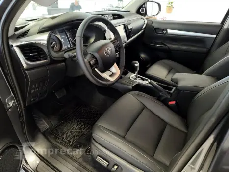 HILUX 2.8 D-4D TURBO DIESEL CD SRX 4X4 AUTOMÁTICO