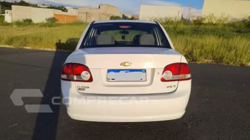 Classic Sedan 1.0 4P VHCE FLEX LS