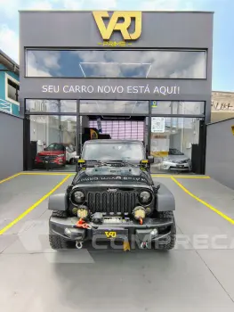 JEEP Wrangler Unlimited Sport 3.6 V6 284cv 4p 4 portas