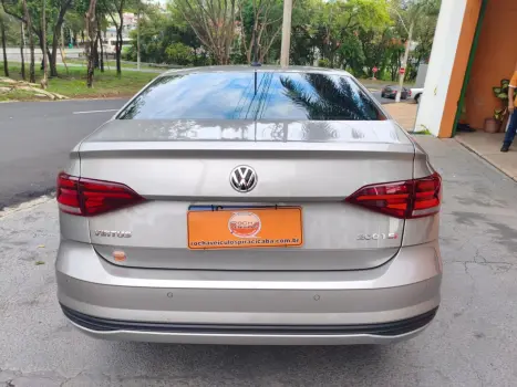 Virtus 1.0 4P 200 TSI FLEX COMFORTLINE AUTOMÁTICO