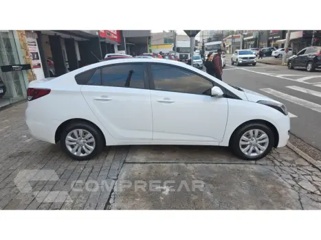 HB20S 1.6 COMFORT PLUS 16V FLEX 4P AUTOMÁTICO