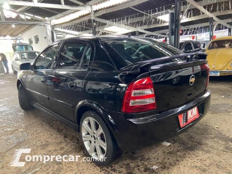ASTRA HATCH ADVANTAGE 2.0 4P