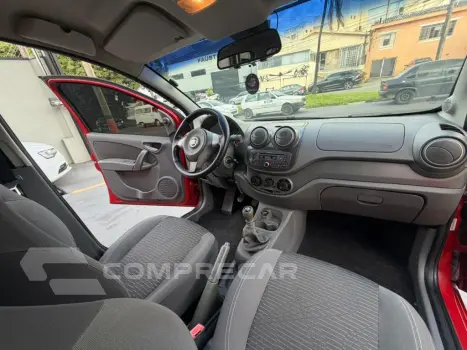 Palio ATTRACTIVE 1.4 EVO Fire Flex 8v 5p