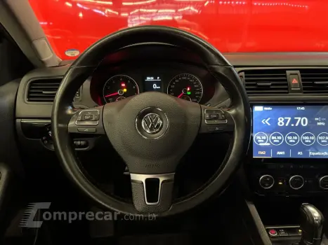 Jetta 2.0 Comfortline Flex 4P Tiptronic