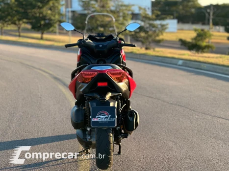 XMAX 250