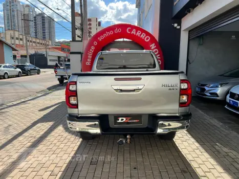 HILUX 2.8 D-4d Turbo CD SRX 4X4