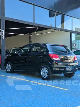 ONIX HATCH LS 1.0 8V FlexPower 5p Mec.