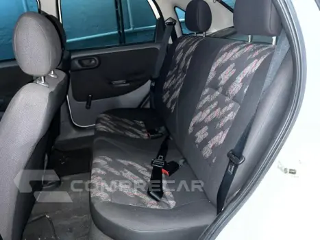 CORSA SEDAN - 1.0 MPFI MAXX SEDAN 8V 4P MANUAL