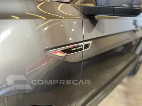T-Cross 1.4 4P 250 TSI FLEX HIGHLINE AUTOMÁTICO