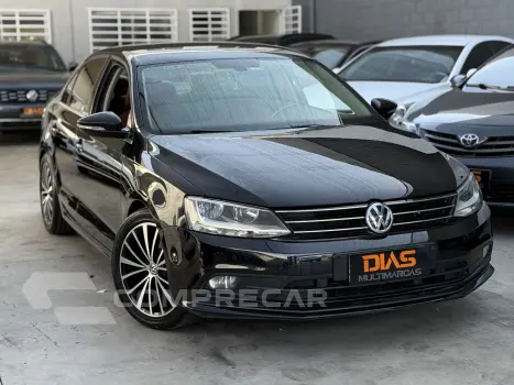 JETTA 2.0 TSI HIGHLINE 211CV GASOLINA 4P TIPTRONIC