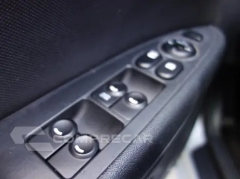 I30 - 2.0 MPFI GLS 16V 4P AUTOMÁTICO