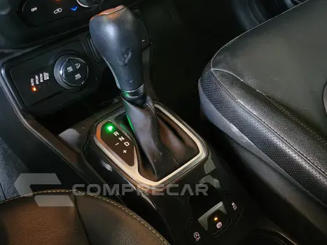 RENEGADE 1.3 T270 Turbo Flex S 4x4 At9
