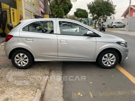 ONIX HATCH LT 1.0 8V FlexPower 5p Mec.