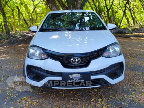 ETIOS 1.5 X PLUS SEDAN 16V FLEX 4P AUTOMÁTICO