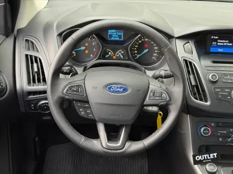 FOCUS 2.0 TITANIUM SEDAN 16V FLEX 4P POWERSHIFT