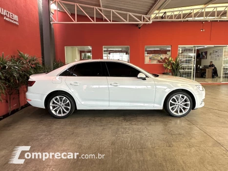A4 2.0 TFSI AMBIENTE GASOLINA 4P S TRONIC
