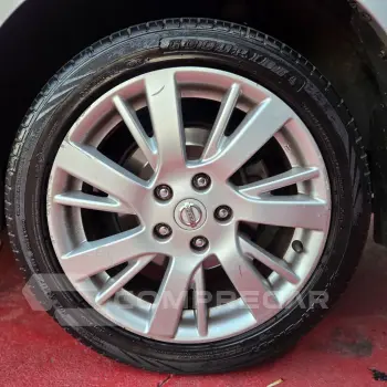 Sentra SL 2.0/ 2.0 Flex Fuel 16V Aut.