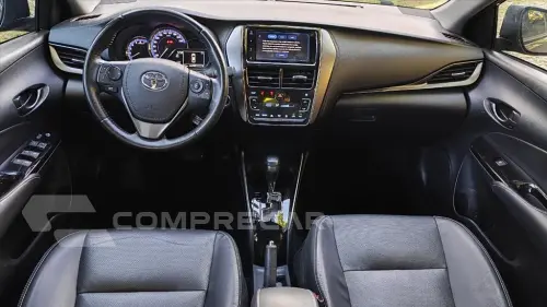 YARIS 1.5 16V FLEX SEDAN XLS CONNECT MULTIDRIVE