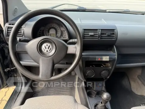 FOX - 1.6 MI PLUS 8V 4P MANUAL