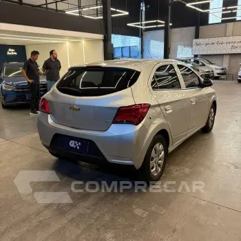 ONIX HATCH LT 1.0 8V FlexPower 5p Mec.