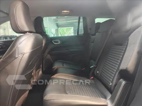 COMMANDER 1.3 T270 Turbo Limited
