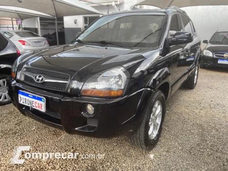 Hyundai TUCSON 2.0 MPFI GLS 16V 143cv 2WD 4 portas