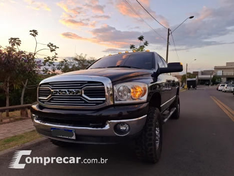 DODGE RAM 5.9 2500 SLT 4X4 CD I6 24V Turbo 4 portas