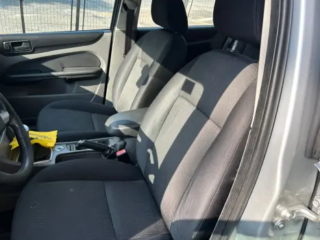 Focus Sedan 2.0 16V/2.0 16V Flex 4p