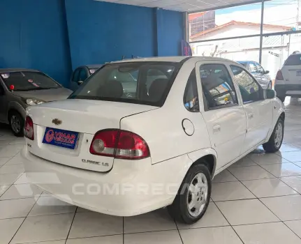 CLASSIC 1.0 MPFI Sedan 8V