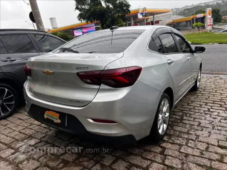 ONIX 1.0 Turbo Plus Premier