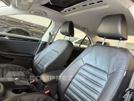 JETTA Highline 2.0 TSI 16V 4p Tiptronic