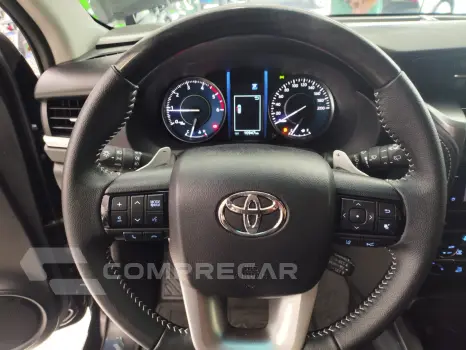 HILUX SW4 SXR PLATINUM 7 LUGARES