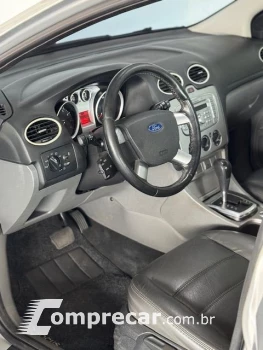 Focus Sedan 2.0 16V/2.0 16V Flex 4p Aut.