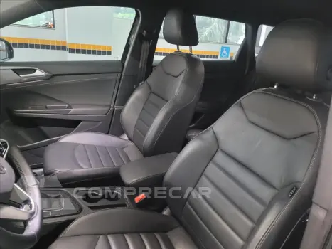 TAOS 1.4 250 TSI TOTAL FLEX HIGHLINE AUTOMÁTICO
