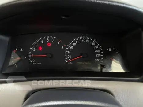 COROLLA - 1.8 XLI 16V 4P MANUAL