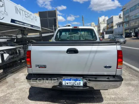 F-250 4.2 XLT 4X2 CS V6