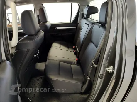 HILUX 2.8 D-4D TURBO DIESEL CD SRX 4X4 AUTOMÁTICO