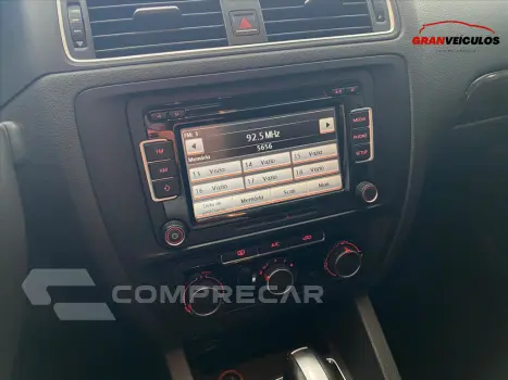 JETTA 2.0 COMFORTLINE FLEX 4P TIPTRONIC