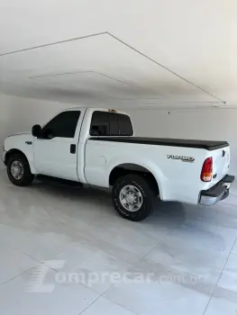 F-250 3.9 XL 4X2 CS