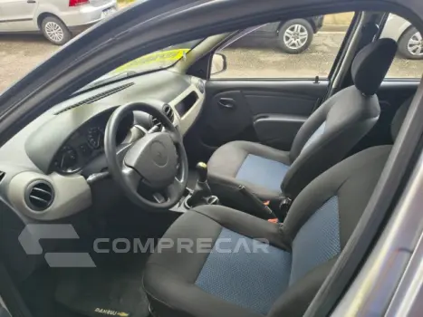 SANDERO - 1.0 AUTHENTIQUE 16V 4P MANUAL