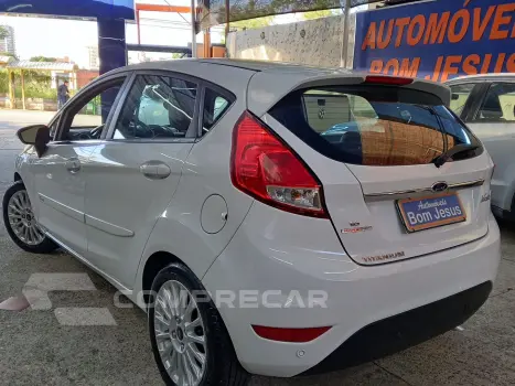Fiesta 1.6 Titanium Hatch 16V Flex 4P Automático