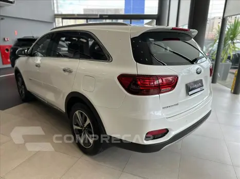 SORENTO 2.4 16V GASOLINA EX 7L AUTOMÁTICO