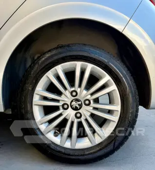 208 1.2 Allure 12V
