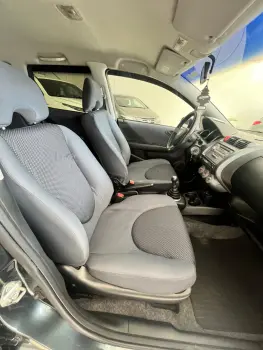Fit 1.4 16V 4P LXL
