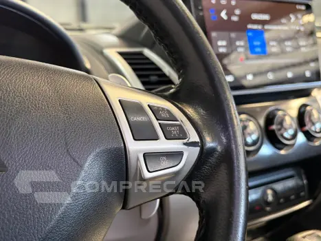 PAJERO DAKAR 3.2 HPE 4X4 7 LUGARES 16V TURBO INTERCOOLER DIE